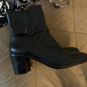 Brand new boot size 8. Circa Joansadavid